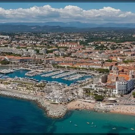 Apartamento T3 Air-conditioned , Quiet Garden, Parking Saint-Raphaël
